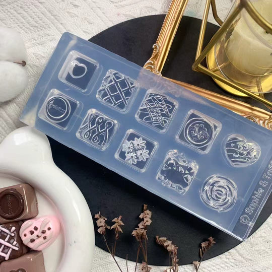 Puni Puni Exclusive Chocolate Box