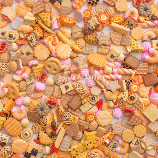 Biscuits Theme Cabochons Grab Bag - 20 pieces