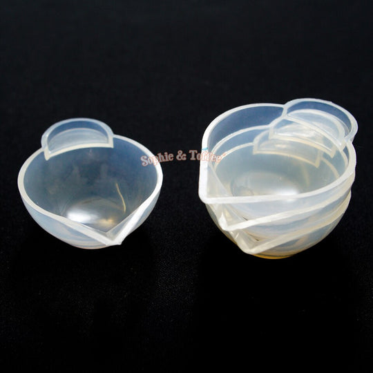 Small Mixing Silicone Bowl with Pouring Sprout